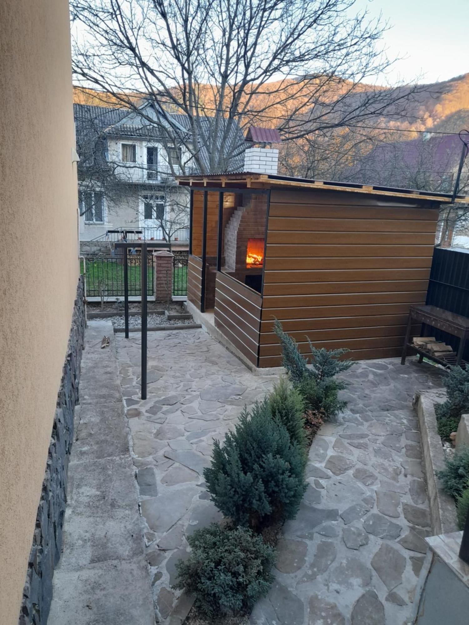 Dva Opryshka Villa Jaremtsje Kamer foto